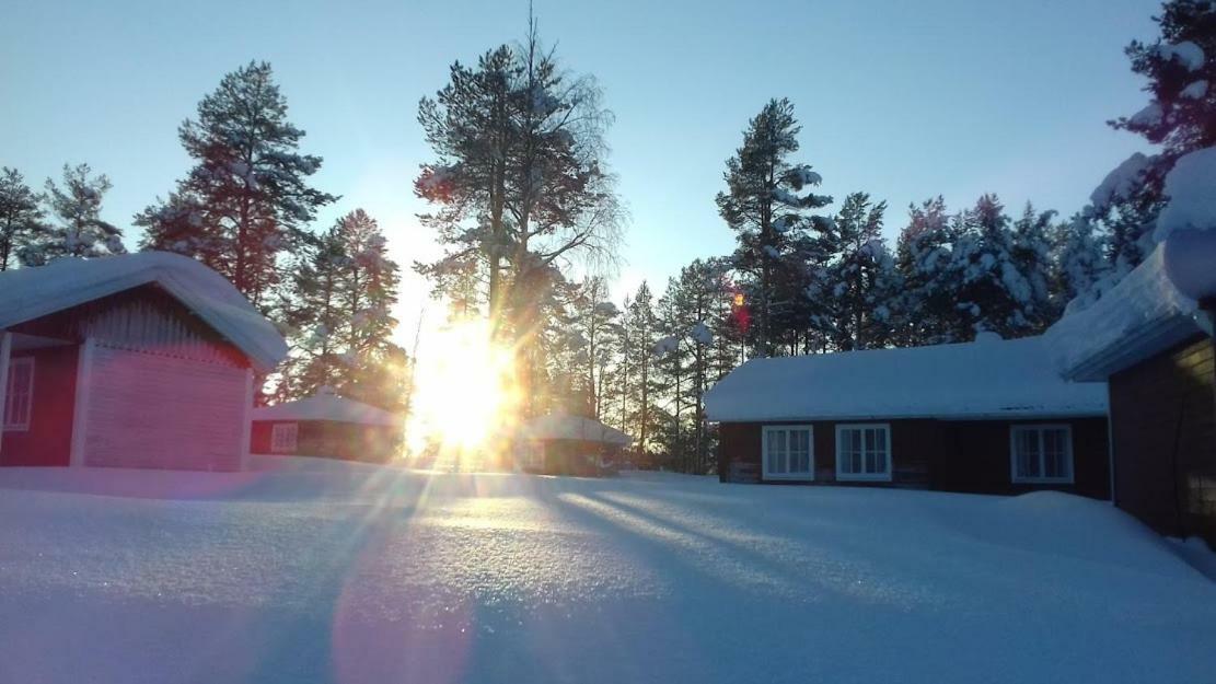 Pajala Cottages Route 99 Bagian luar foto