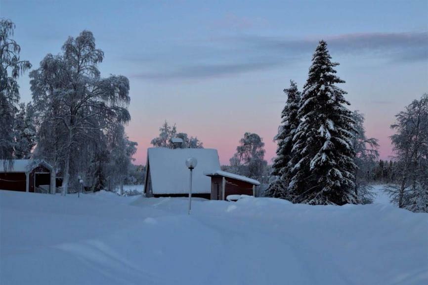 Pajala Cottages Route 99 Bagian luar foto